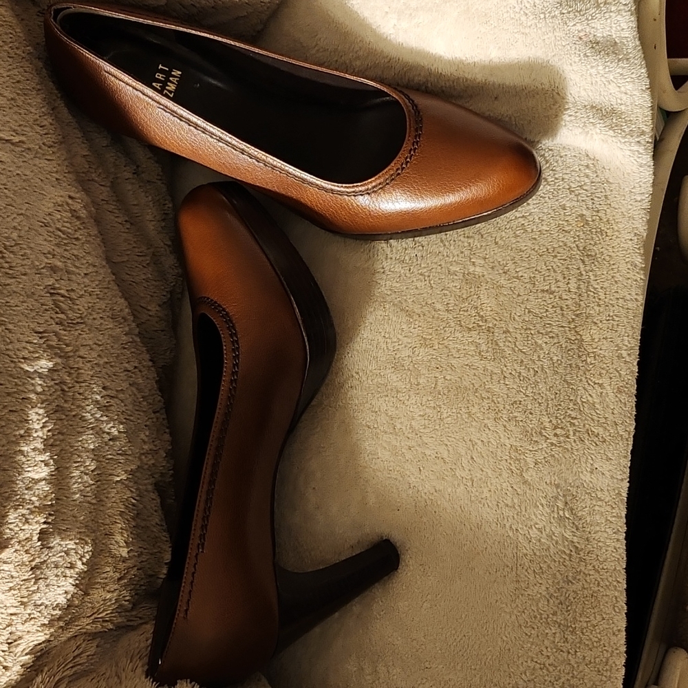 Stuart Weitzman caramel brown heels
